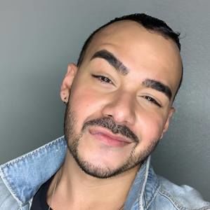 Meet your Posher, Esteban